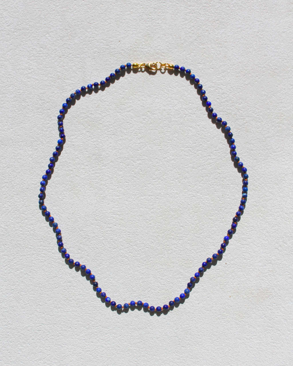 Dainty Lapis Lazuli necklace - Hand knotted